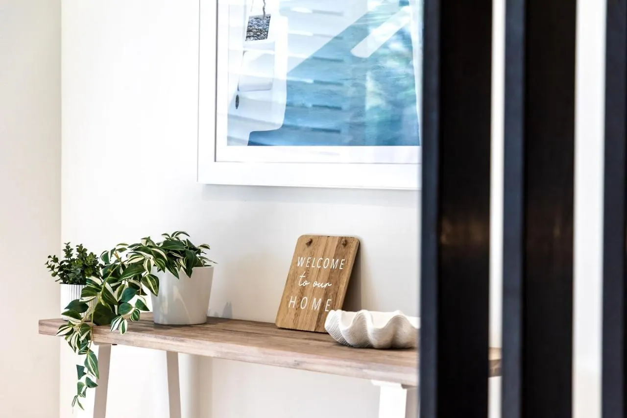 Holiday home Modern Palms Getaway Villa Gold Coast